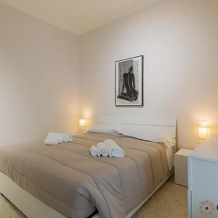 Apartament Crisanzio 80 *